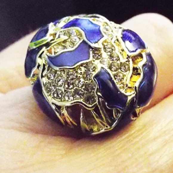 DESIGNER UNIQUE IRISES BLUE & GREEN ENAMEL CLEAR CRYSTALS GOLDCLAD SZ 6 RING 5 - Picture 1 of 3